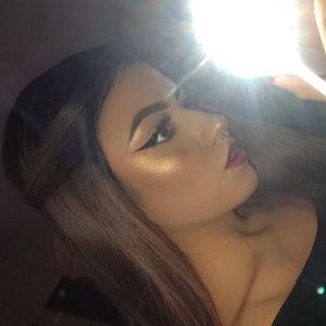 Meet your Posher, Mari